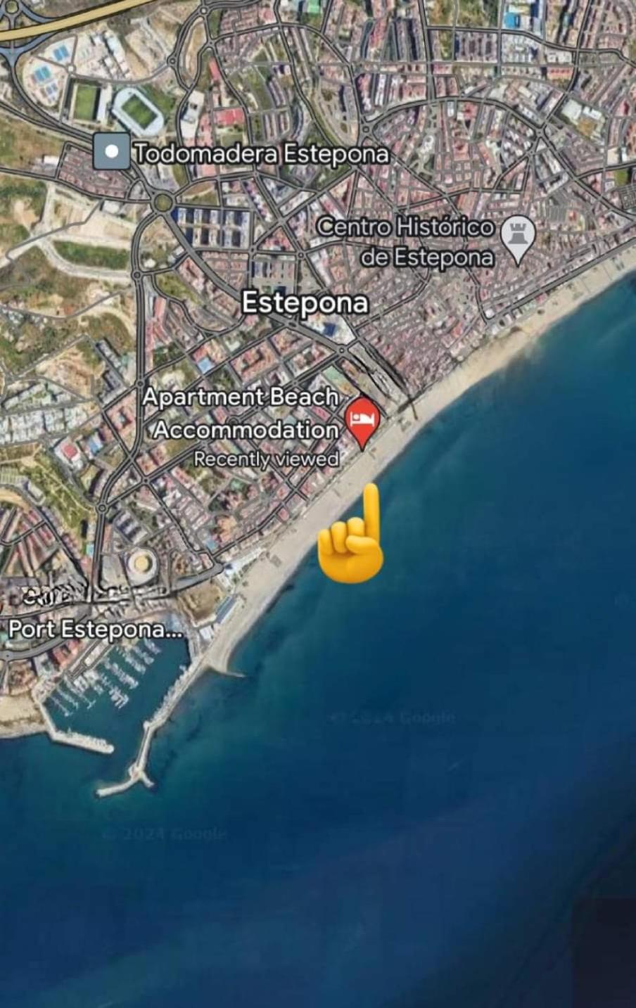 Apartment Beachfront Accommodation Estepona Eksteriør billede